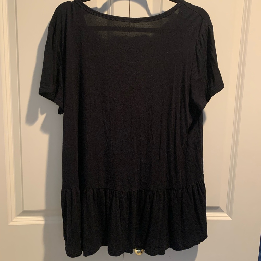 American Eagle Outfitters Black Floral Embroidered Women's Top - Picture 2 of 4